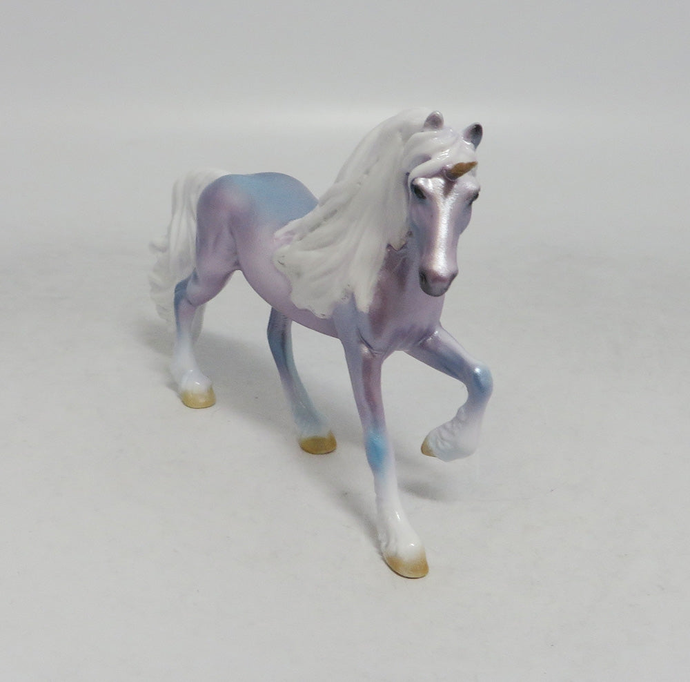 DAWN DILUTE-LE-20 UNICORN FRESIAN LHS 2018