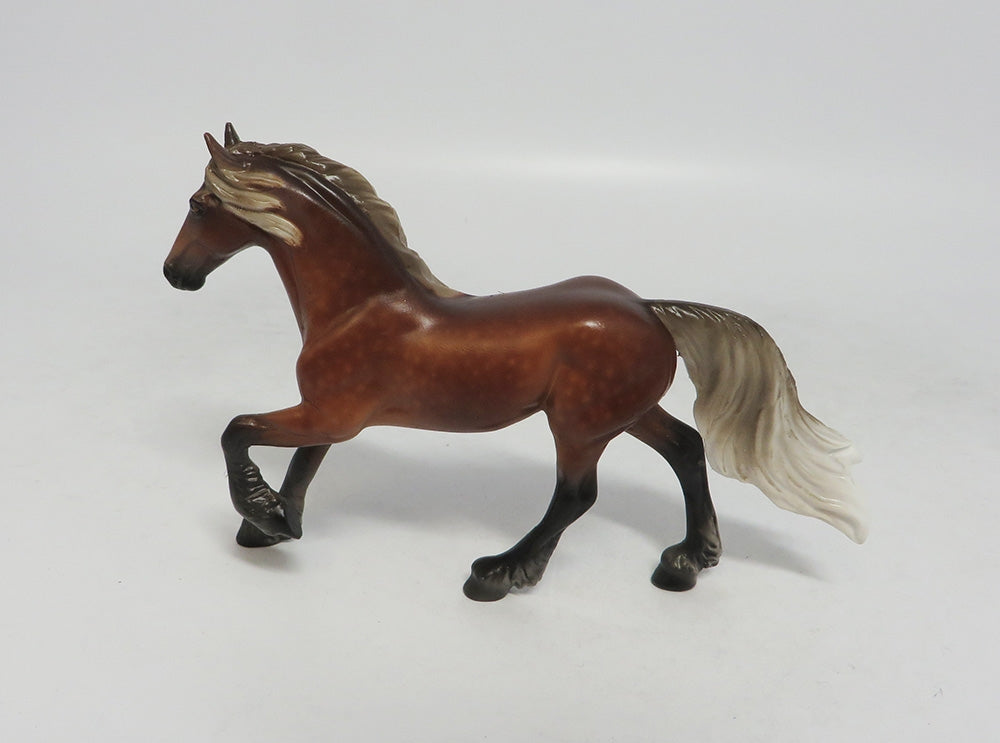 LAUDERDALE-OOAK SILVER DAPPLE FRESIAN CHIP SW 2018