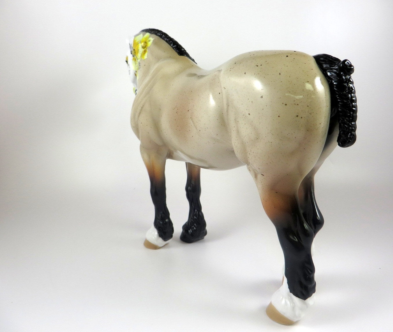 DAFFODIL -OOAK YELLOW SUGAR SKULL HEAVY DRAFT MODEL HORSE BY DAWN QUICK LHS 19