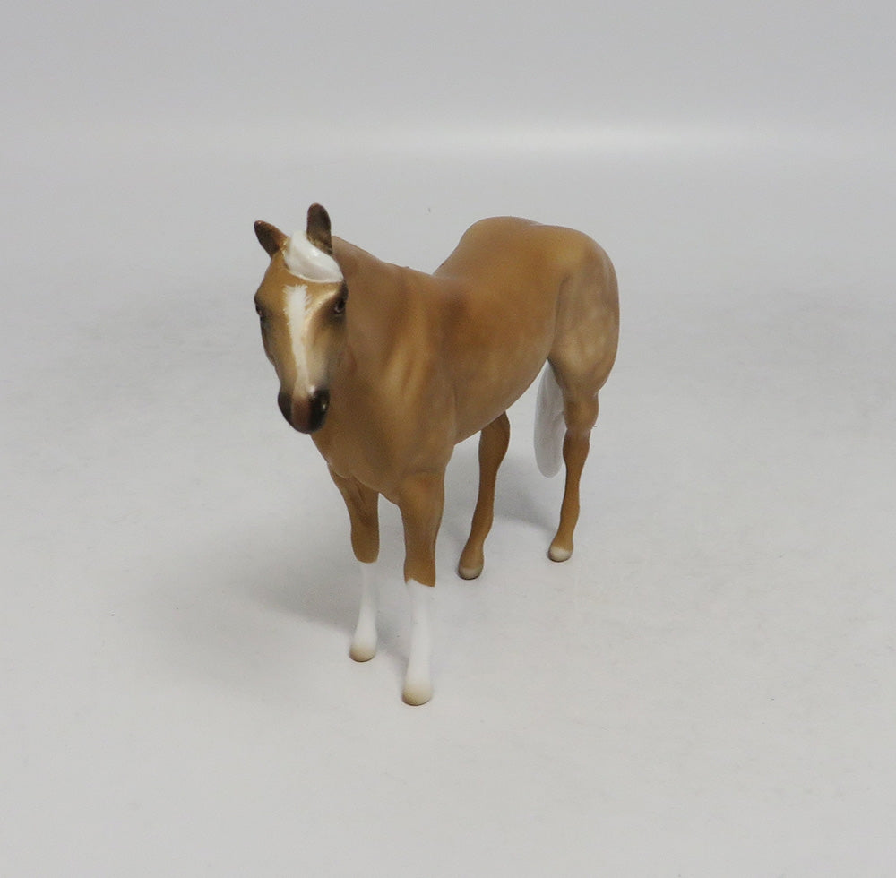 HAWAII-OOAK DAPPLE PALOMINO QUARTER HORSE CHIP SW 2018