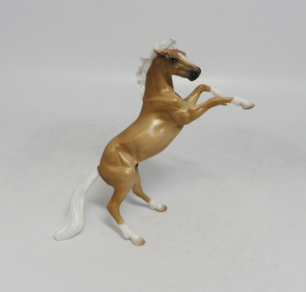 SAN DIEGO-OOAK DAPPLE PALOMINO REARING CHIPS BY SHERYL LEISURE 9/18/18