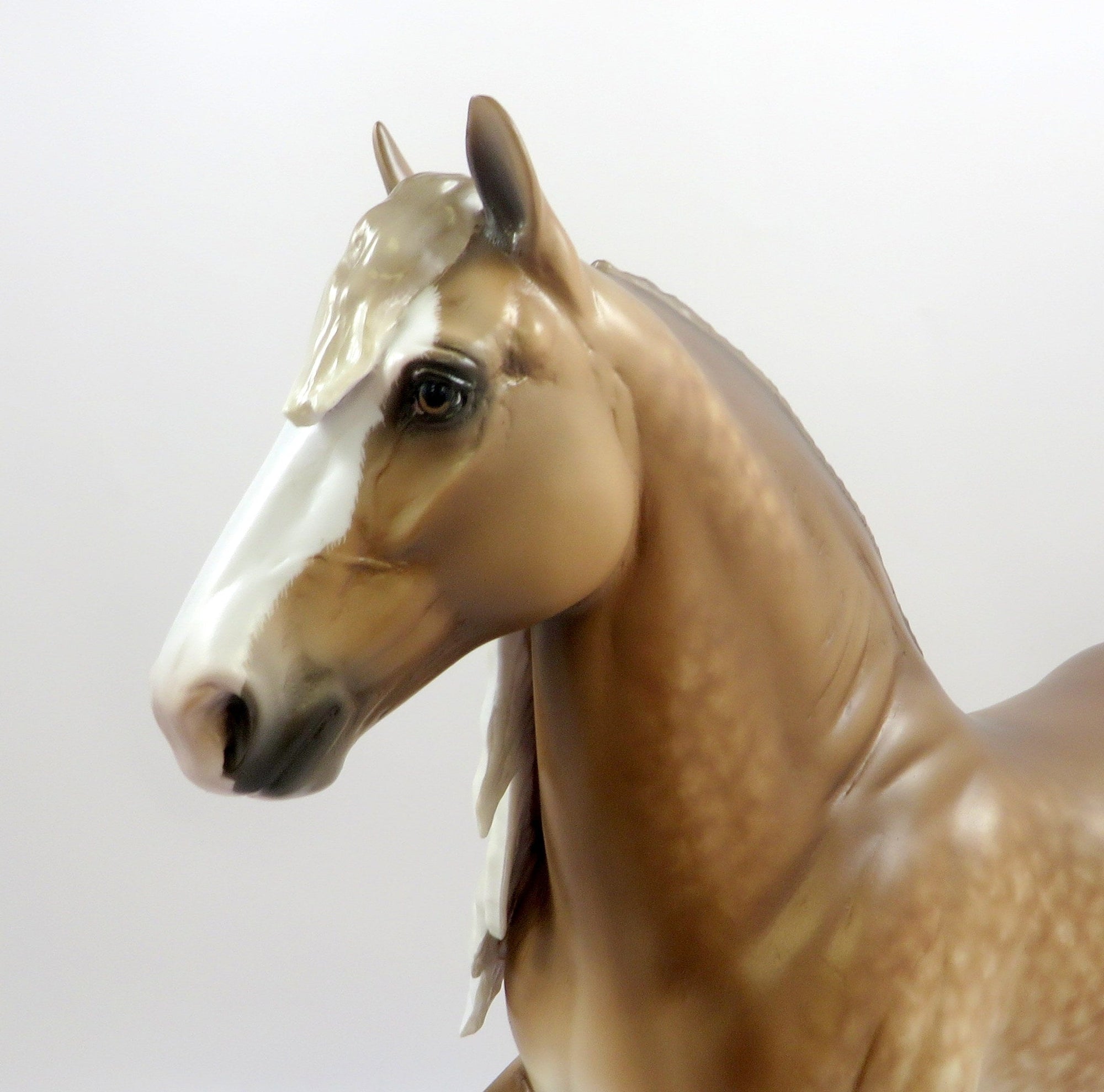 MOVE OVER DARLING-OOAK BROWN SORREL TROTTING DRAFTER MODEL HORSE BY SHERYL LEISURE 5-30-19