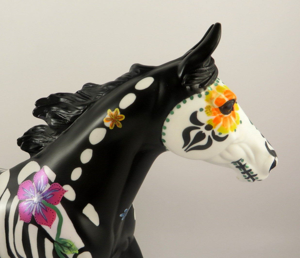 MEDUSA-OOAK SKELETON DECORATOR PALOUSE BY DAWN QUICK MM19