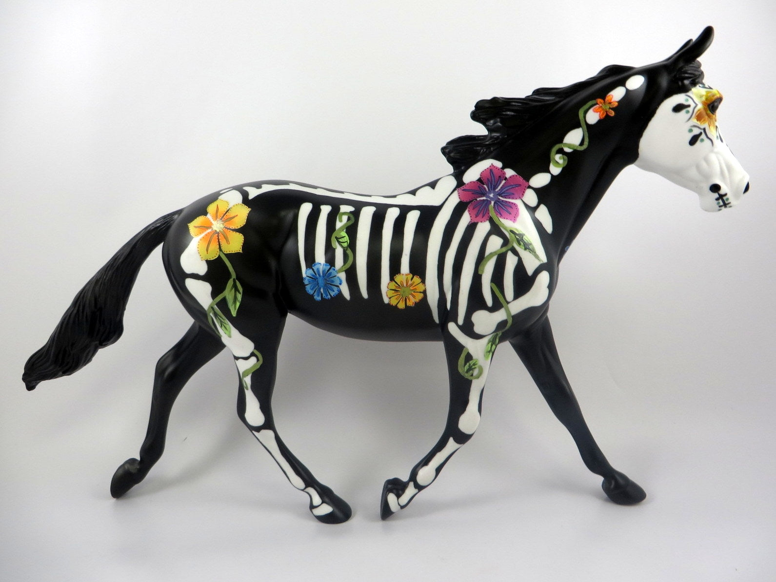 SABRINA-OOAK SKELETON DECORATOR PALOUSE BY DAWN QUICK MM19