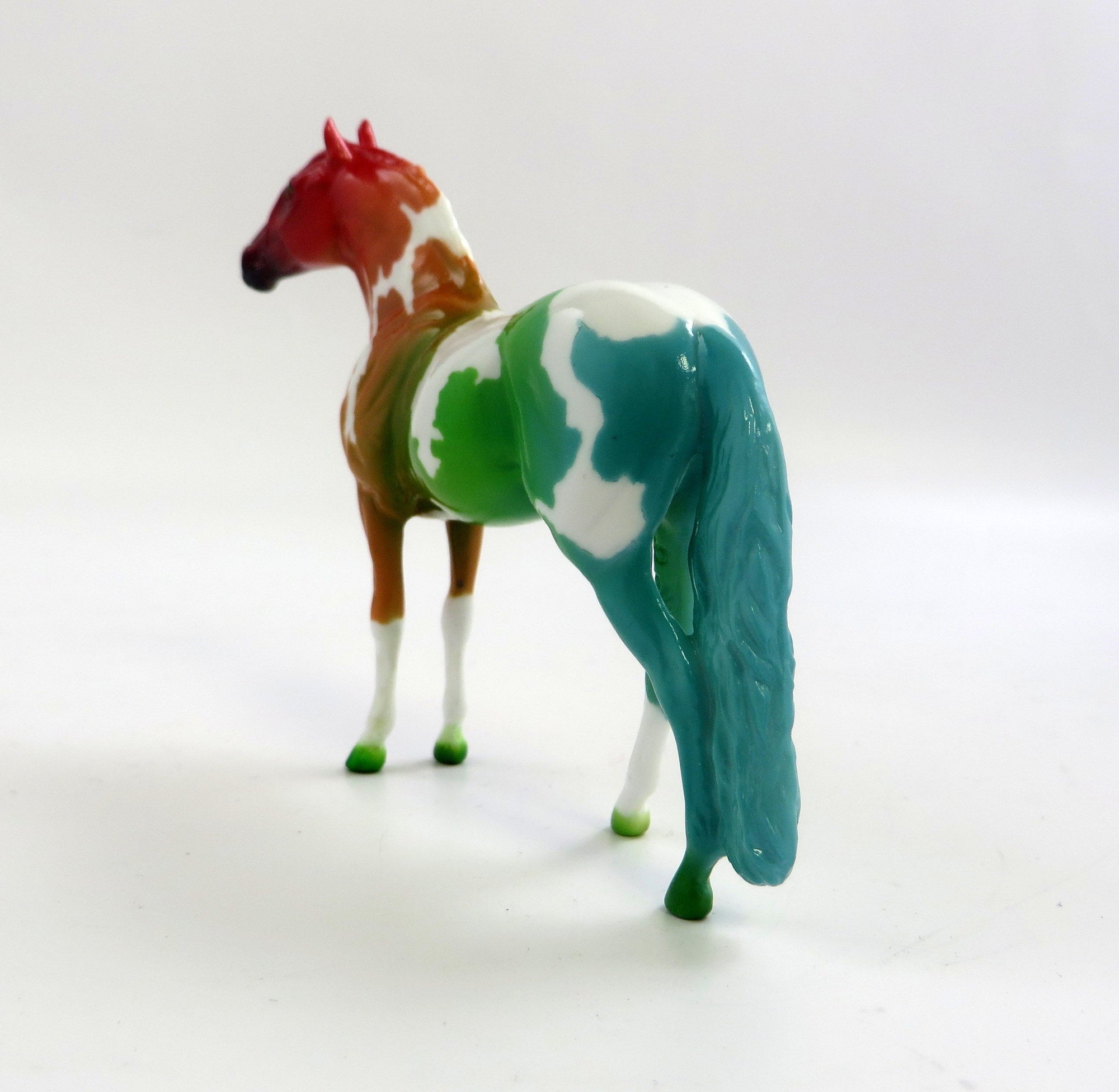 MOONBOW -- RAINBOW DECORATOR ANDALUSIAN CHIP BY JAS FANNING 5/31/19