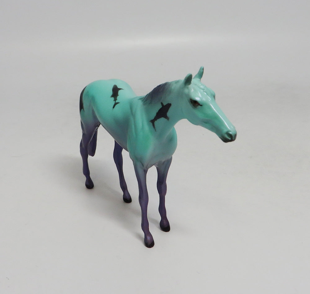 SURFS UP- STOCK CHIP SHARK WEEK DECORATOR SW 2018