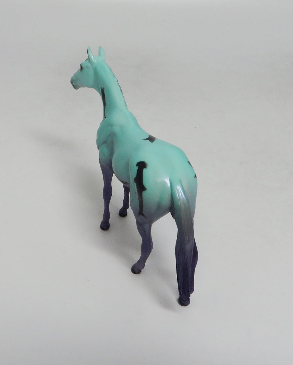 SURFS UP- STOCK CHIP SHARK WEEK DECORATOR SW 2018