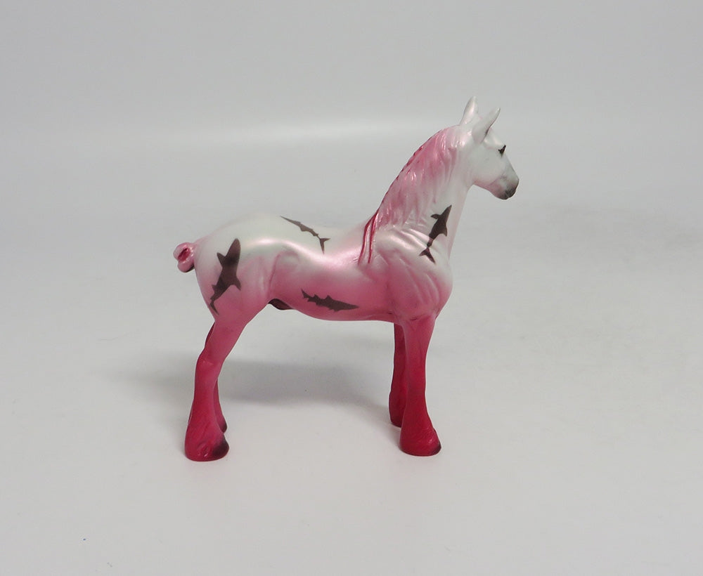 PINK SHARK DELIGHT-OOAK PINK SHARK DRAFT CHIP DECORATOR SW 2018