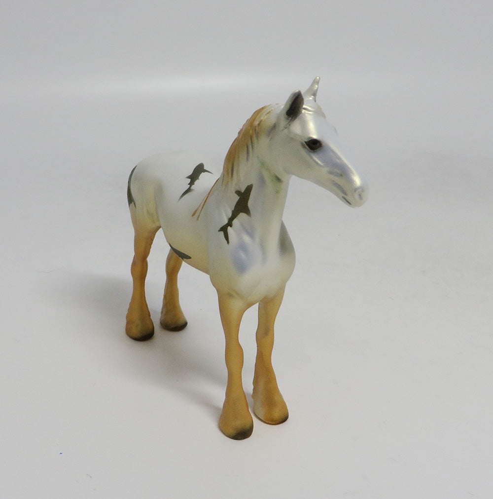 SANDY SUNRISE- OOAK DRAFT CHIP SHARK WEEK DECORATOR SW2018