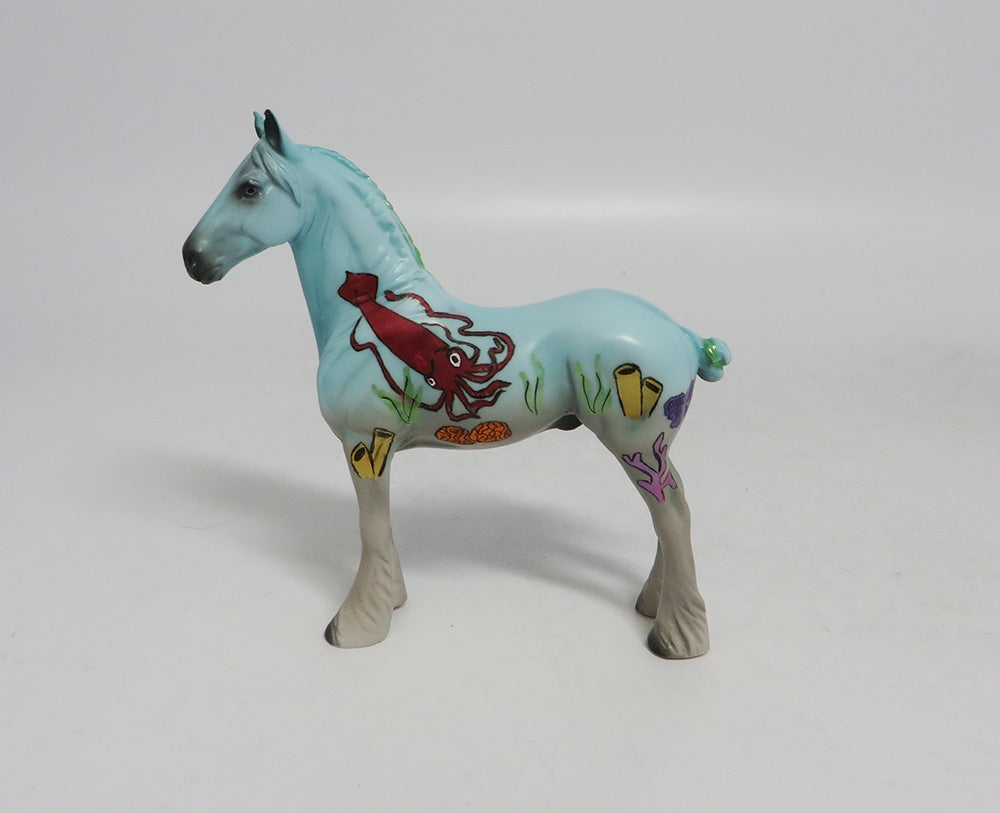 SQUID-OOAK STANDING DRAFT CHIP SHARK WEEK 2018