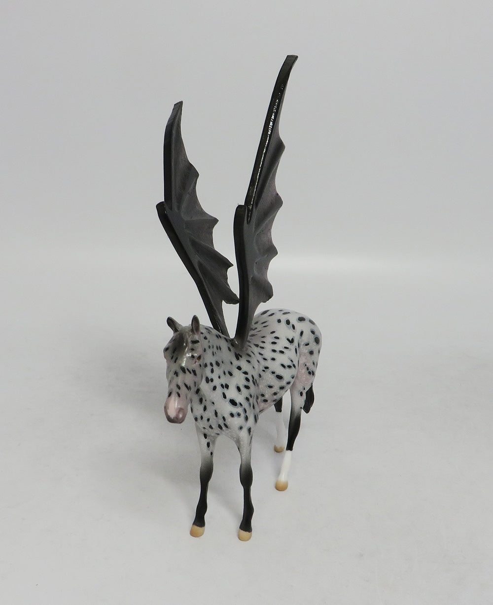 SPECTACULAR- OOAK DECORATOR CHIP LHS 2018