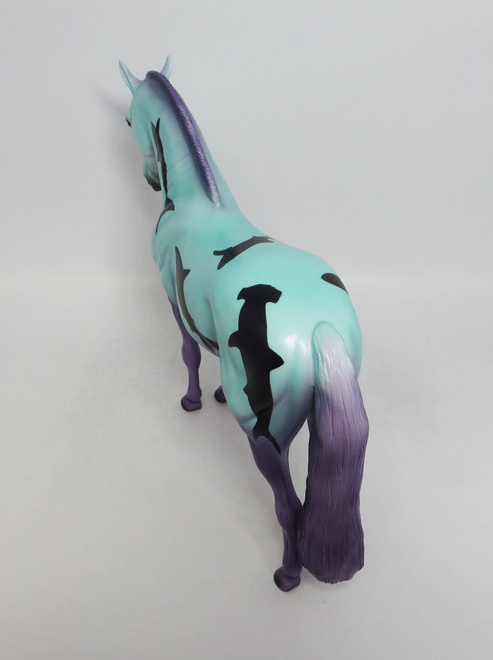 SHARK BAIT PURPLE -OOAK ANDALUSIAN DEACORATOR SW 18
