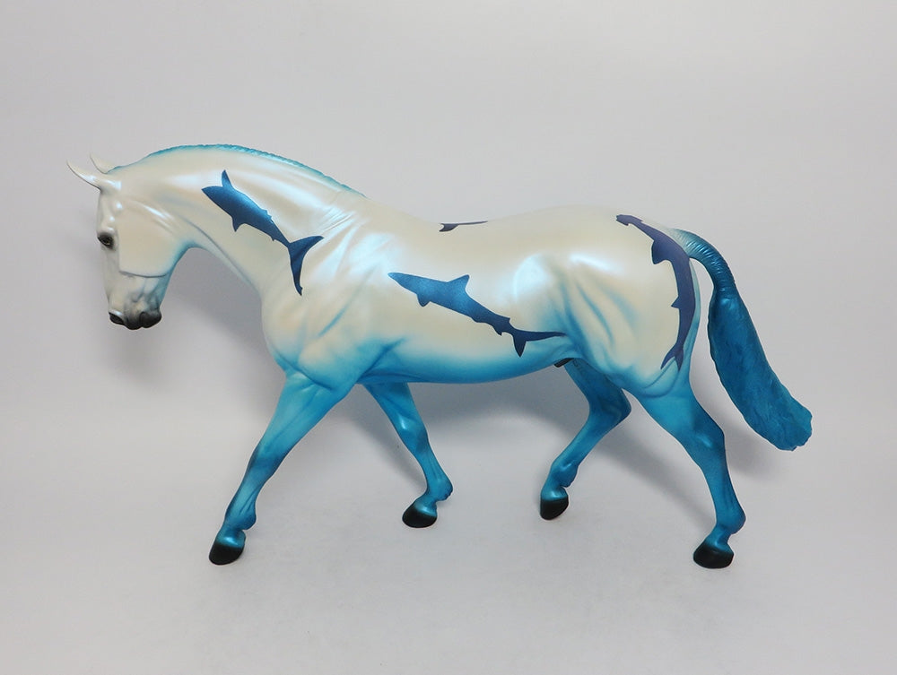 SHARK BAIT-OOAK BLUE IRISH DRAFT SHARK DECORATOR 2018