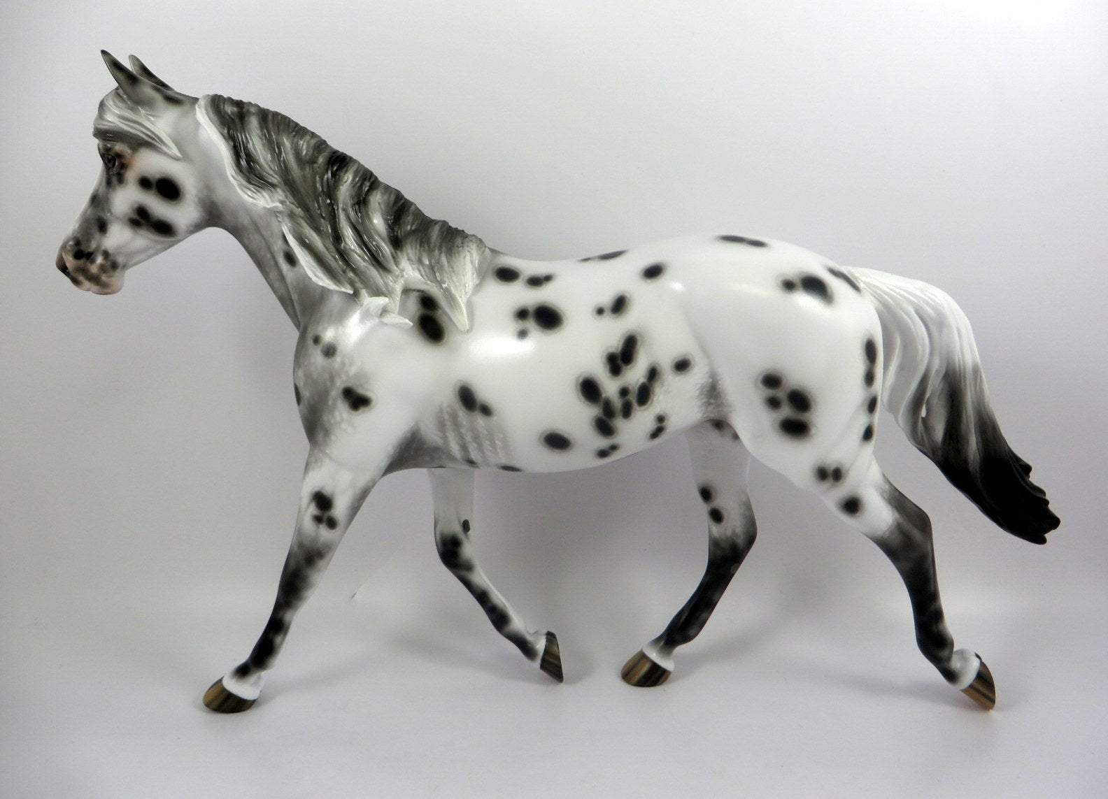 KOLA-OOAK GREY SPOTTED PALOUSE BY SHERYL LEISURE MM19