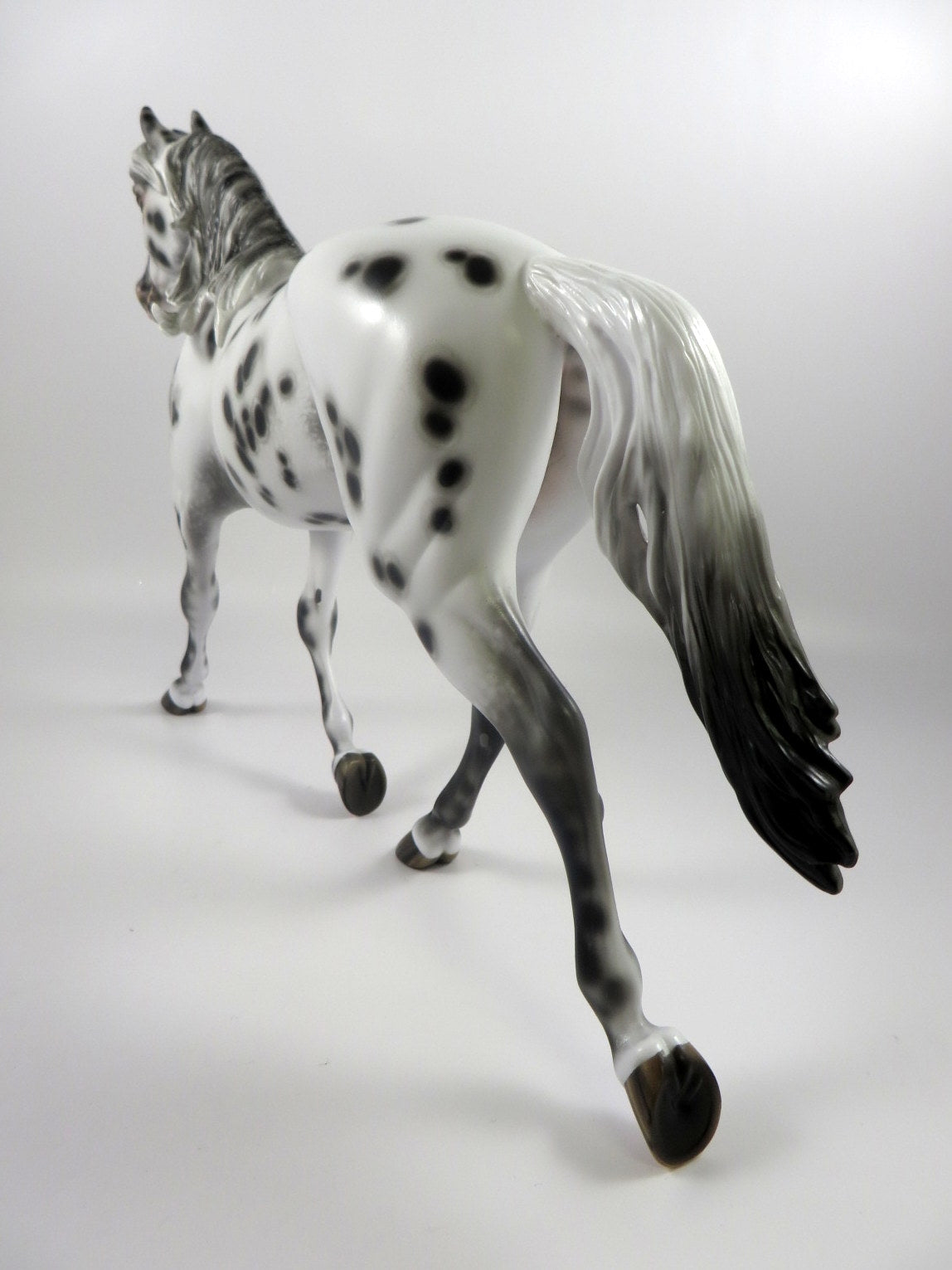 KOLA-OOAK GREY SPOTTED PALOUSE BY SHERYL LEISURE MM19