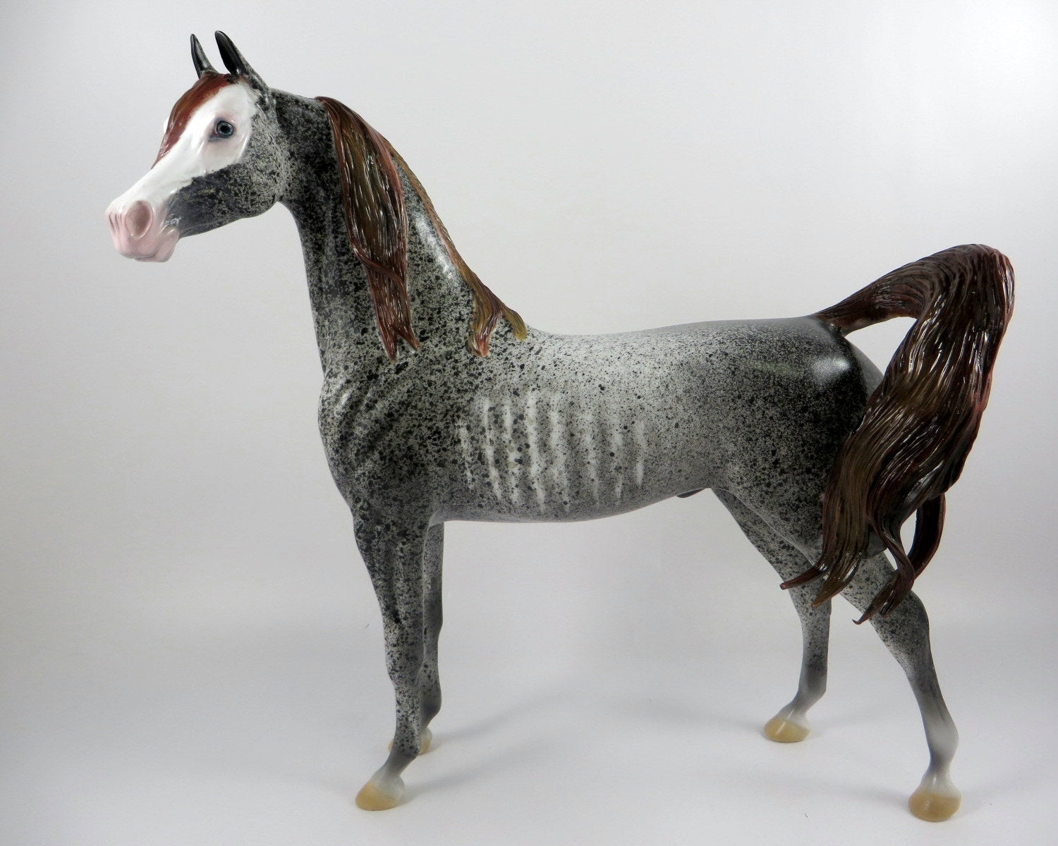 VENGENCE-OOAK ARABIAN RABINACAO GREY WITH BROWN MANE AND TAIL DECORATOR MADE BY AL KATT MM19