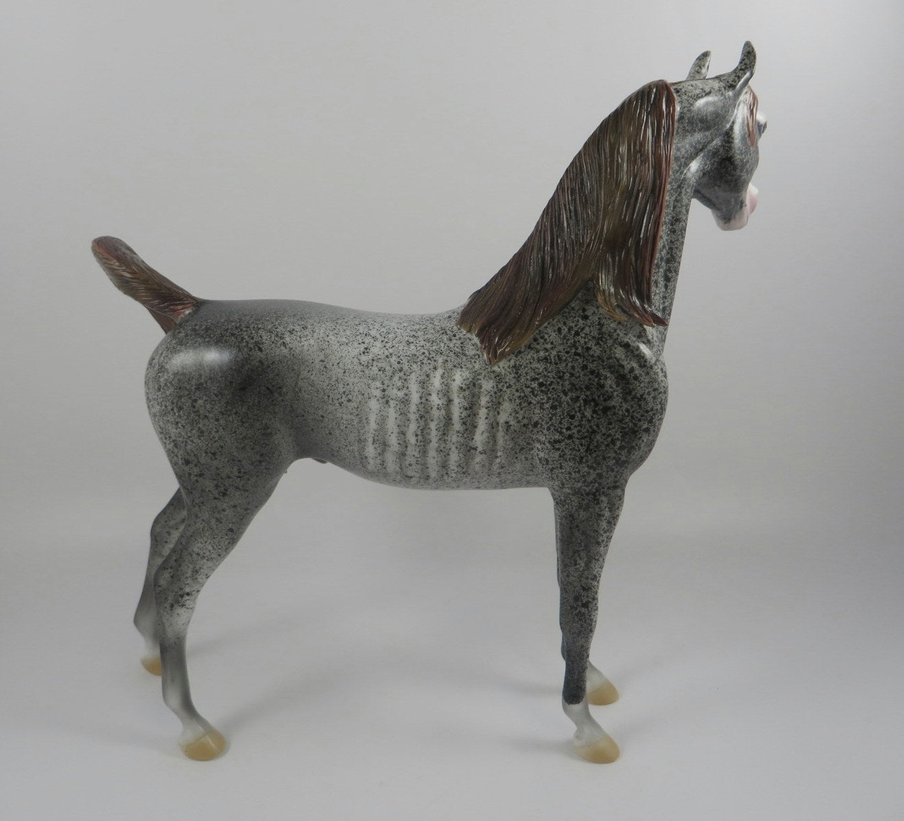 VENGENCE-OOAK ARABIAN RABINACAO GREY WITH BROWN MANE AND TAIL DECORATOR MADE BY AL KATT MM19