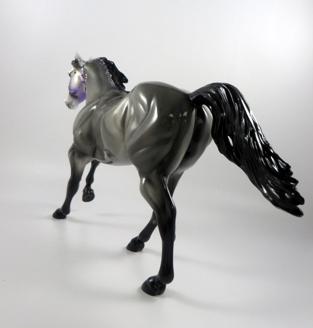 PURPLE CRAZE-OOAK GREY FQH SUGAR SKULL  BY MISSY FOX MM 19