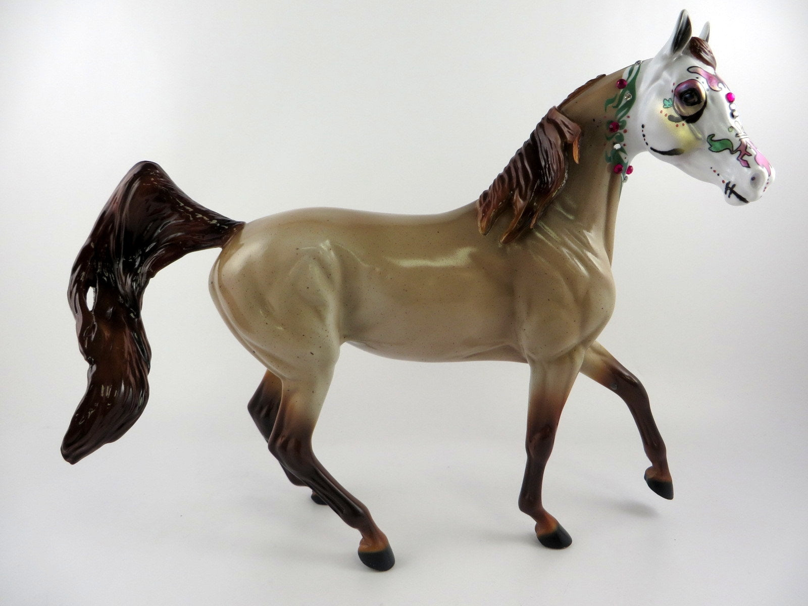 NISSA RAVINA-OOAK ARABIAN DECORATOR HORSE LIGHT BROWN W/ BLING MADE BY AUDREY DIXON MM19