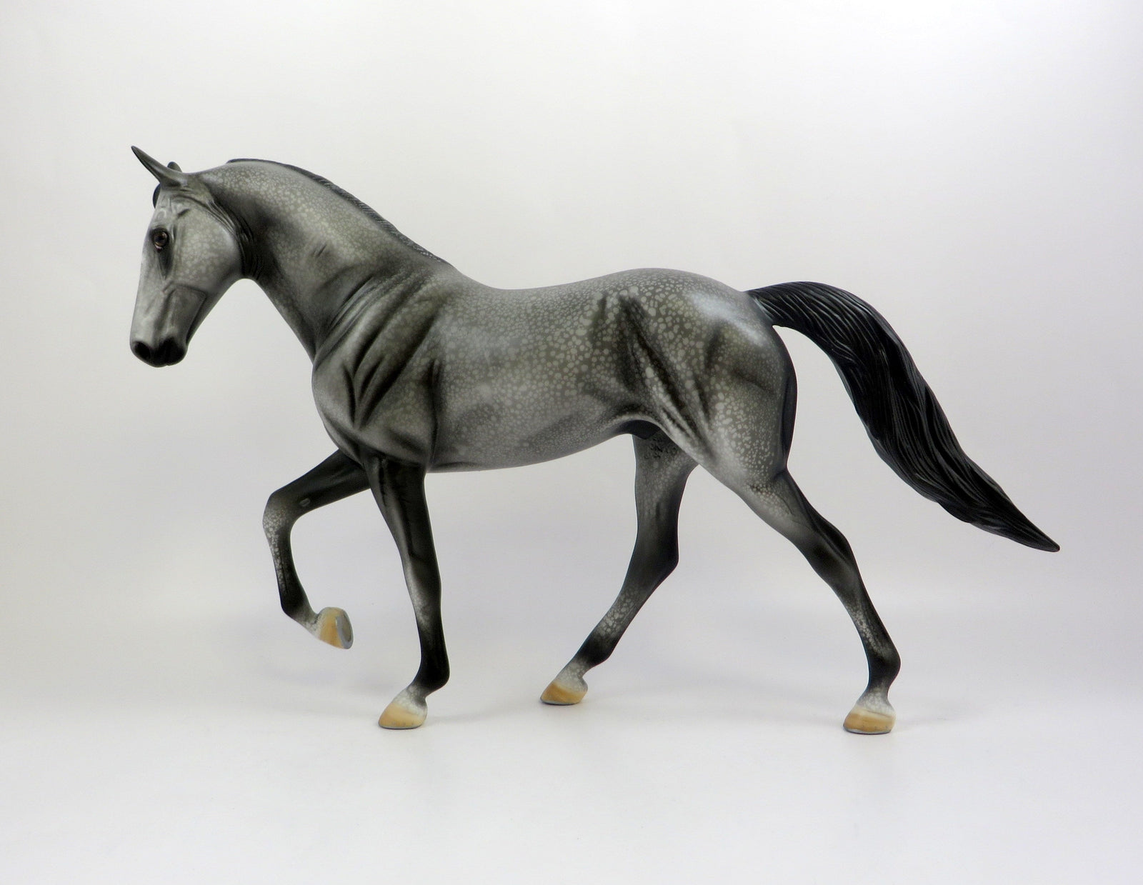 BLUE MOON SURPRISE-OOAK BLUE ROAN TENNESSEE WALKER MODEL HORSE BY AL 6/13/19