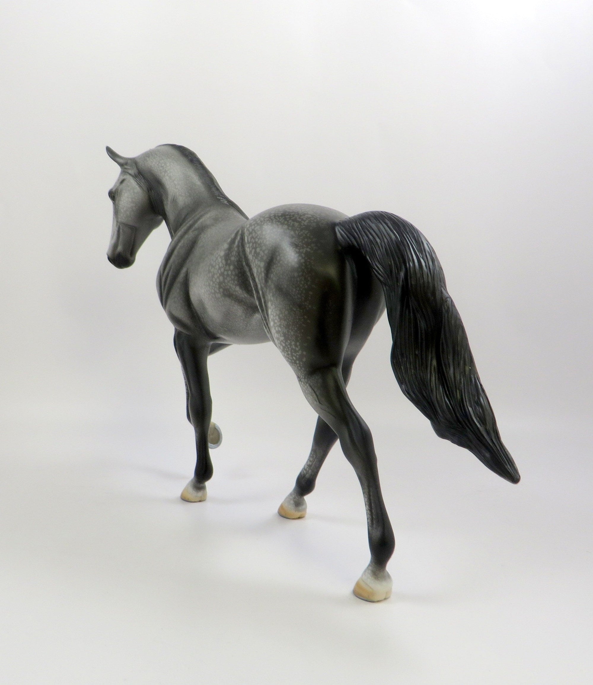 BLUE MOON SURPRISE-OOAK BLUE ROAN TENNESSEE WALKER MODEL HORSE BY AL 6/13/19