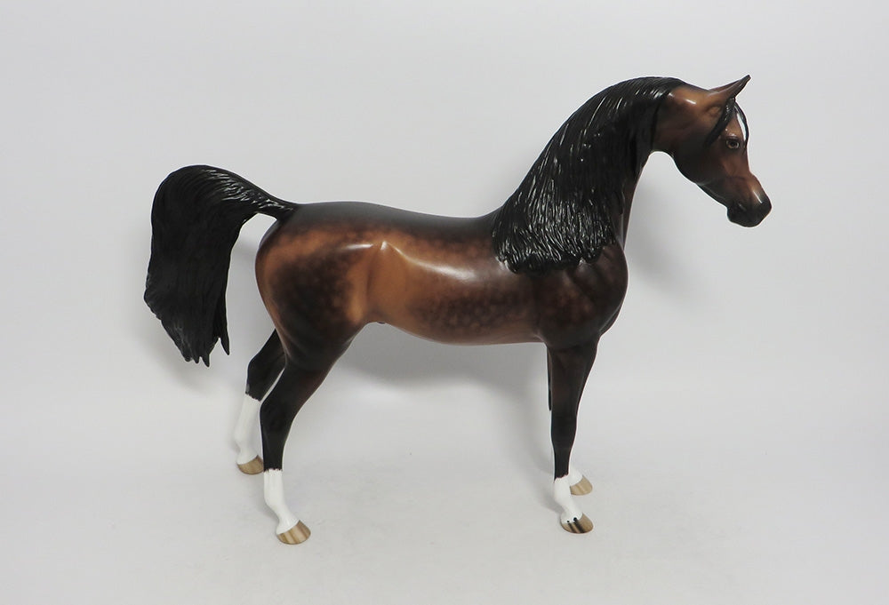 MAKO-OOAK STAR DAPPLE BAY ARABIAN MODEL HORSE BY SHERYL LEISURE 9/21/18