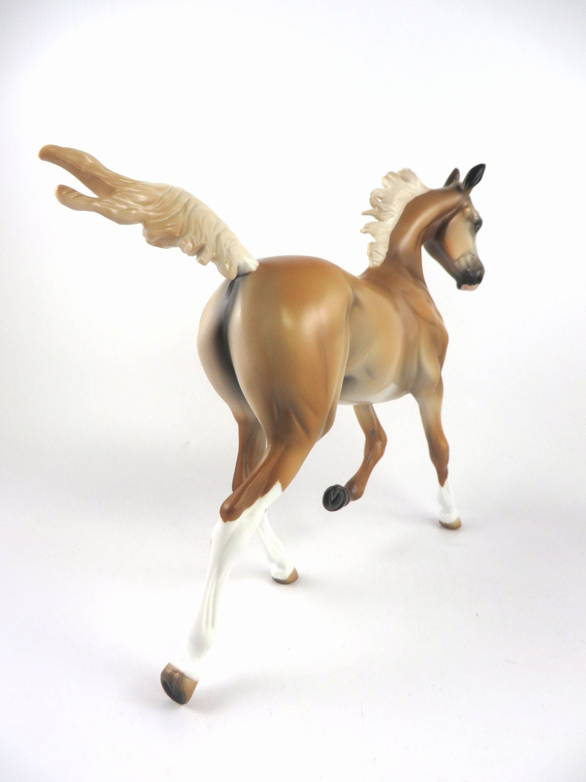 THUNDERBIRD-OOAK PALAMINO YEARLING BY MELISSA FOX MM19