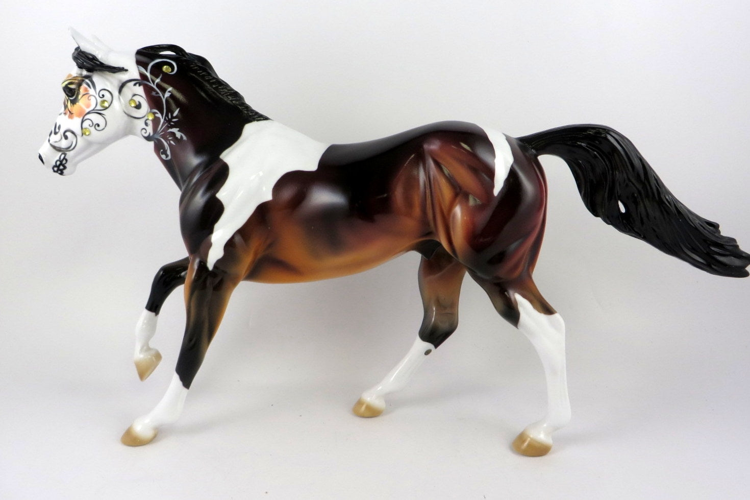 DARK SHADOWS -OOAK BAY PINTO  FQH SUGAR SKULL BY DAWN QUICK MM19