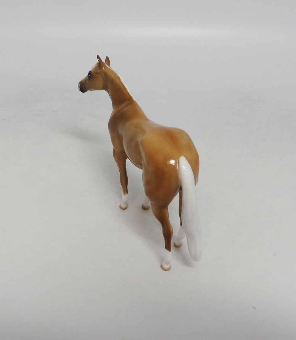 PETER PALOMINO-LE-10 NC PALOMINO STOCK HORSE CHIP LHS 2018