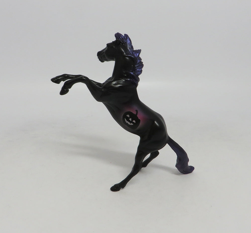 NYX- OOAK PURPLE DECORATOR REARING CHIP 10/11/18