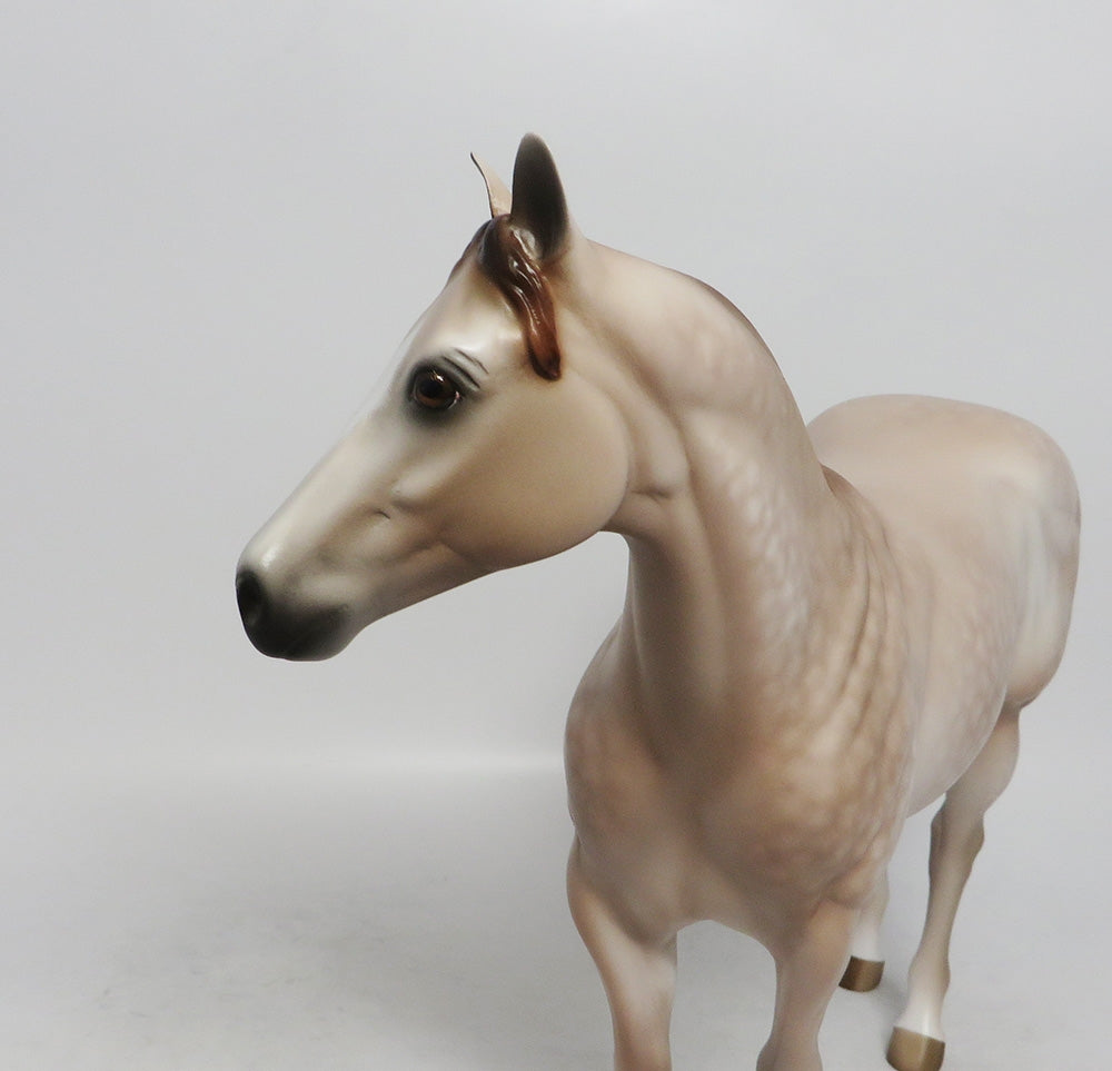 RIDDLE ME THIS OOAK ROSE DAPPLE GREY ISH MODEL HORSE LHS 2018
