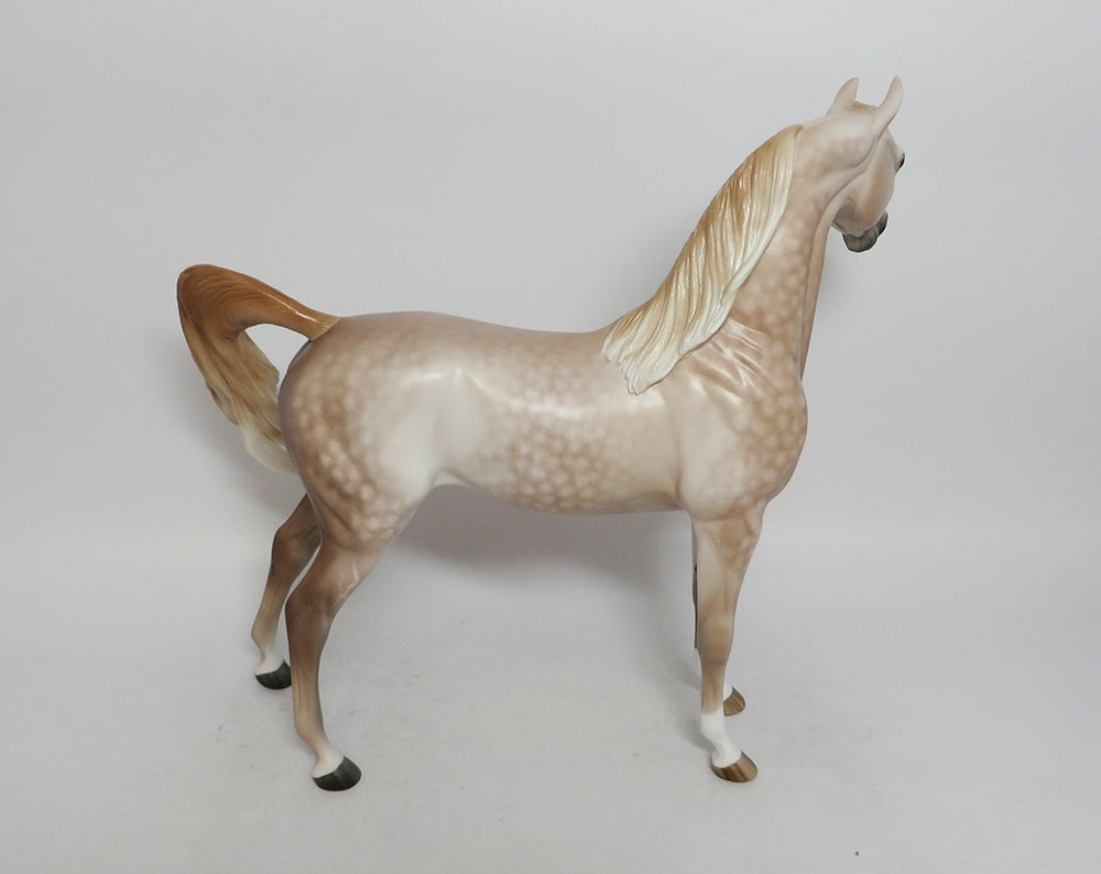 REAR WINDOW-OOAK ROSE GREY ARABIAN MODEL HORSE LHS 2018