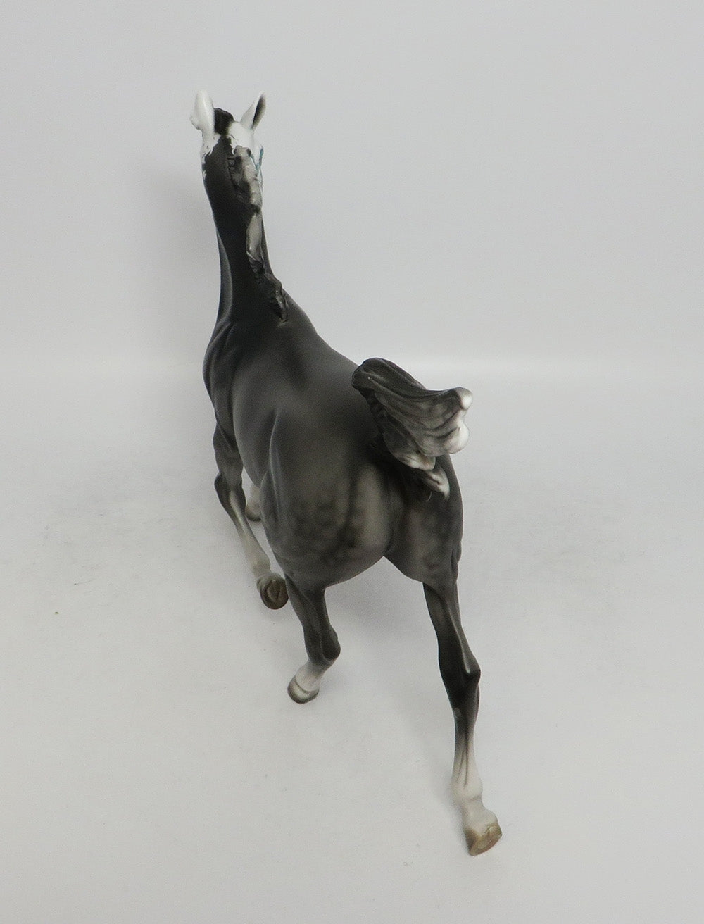 OZUL- OOAK GREY SUGAR SKULL WITH JEWELS YEARLING MODEL HORSE MM 2018