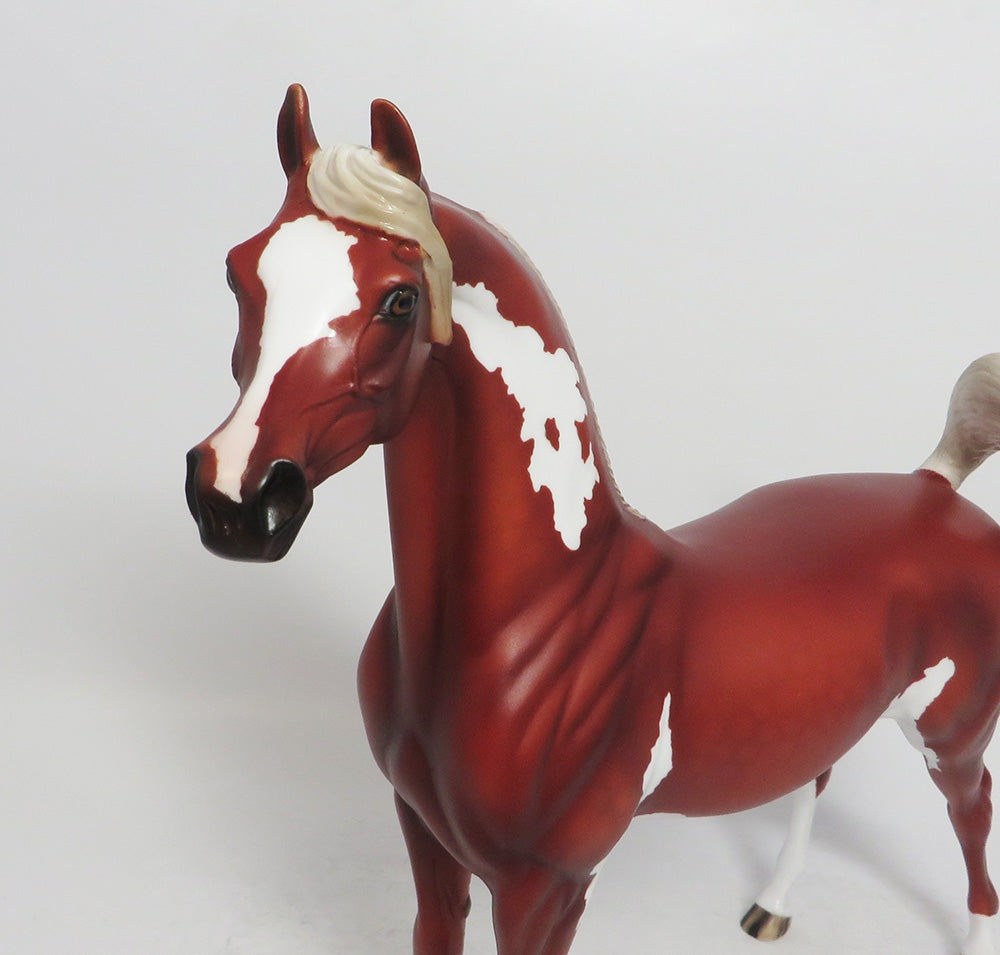 YWAIN- OOAK SORREL DAPPLED PINTO ARABIAN MODEL HORSE BY AMANDA HOSTETLER MM 2018