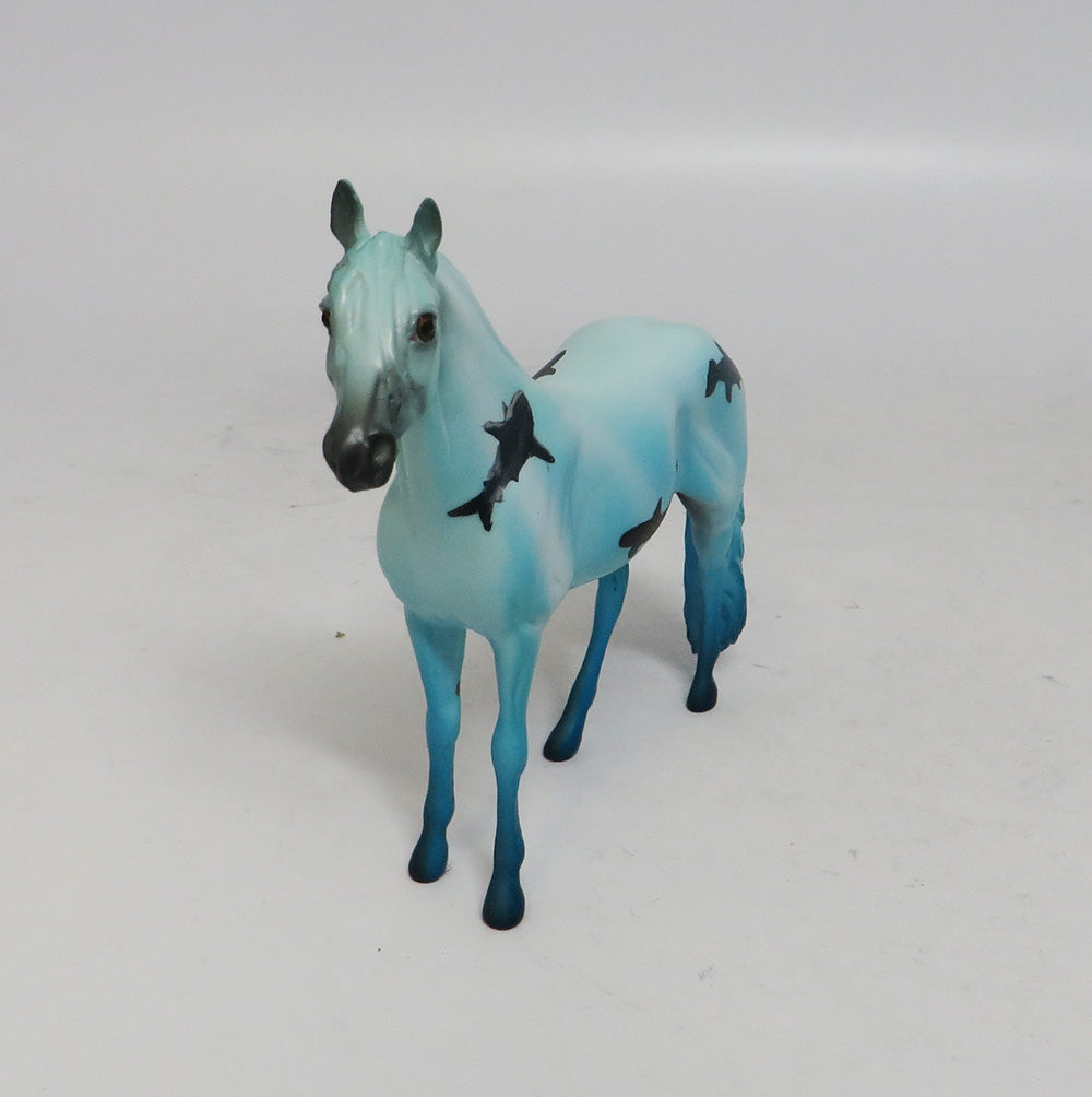 BLUE PARADISE-OOAK SHARK DECORATOR ANDALUSIAN CHIP SW 2018
