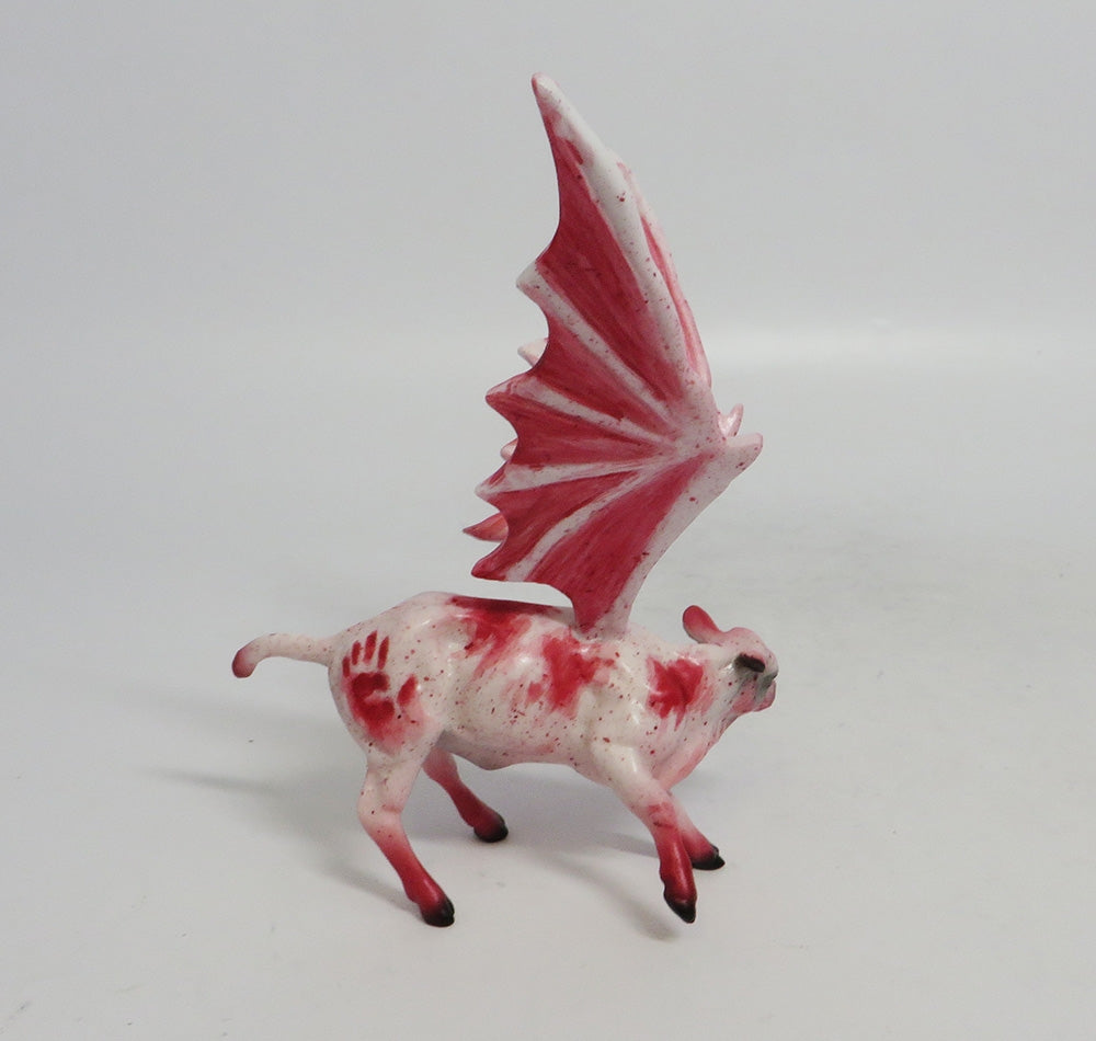 HAMBURG-OOAK DECO BAT CHIP COW MM 2018