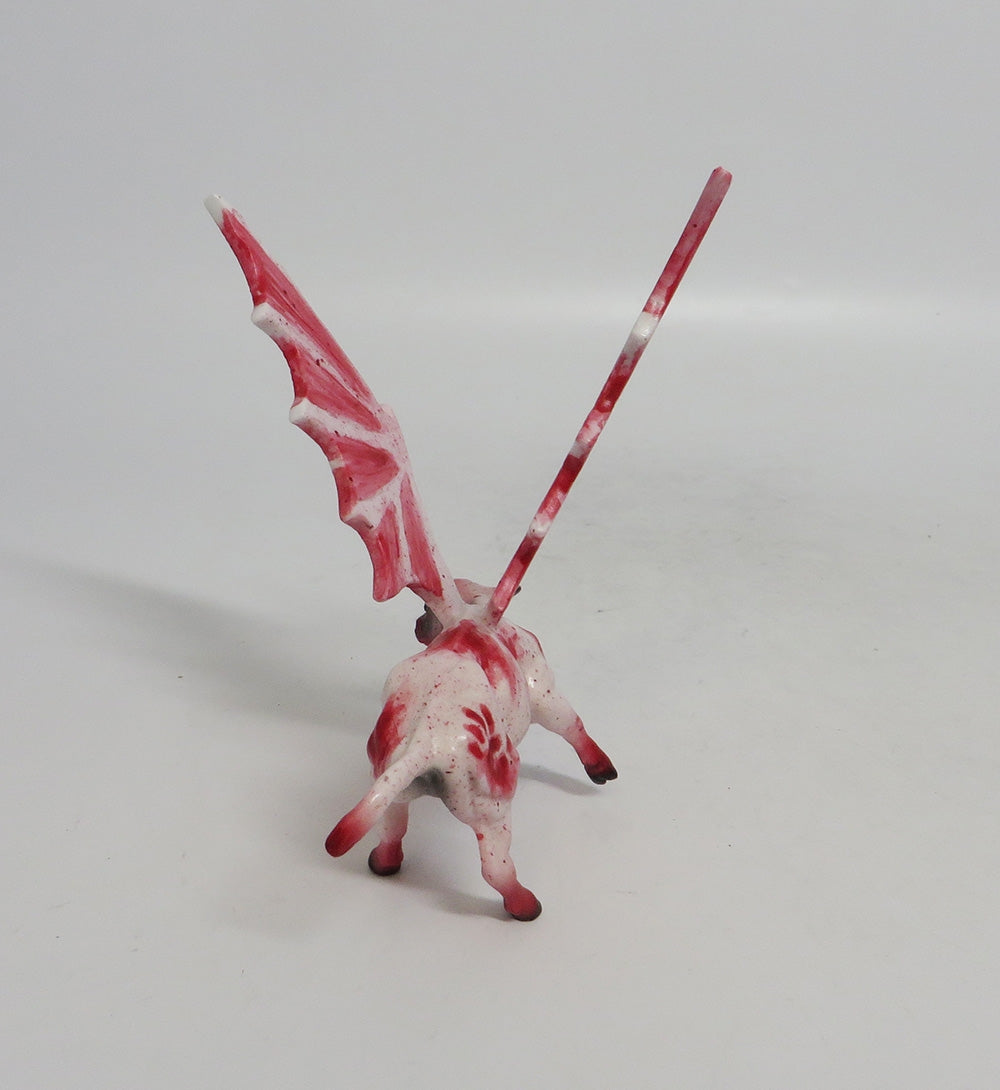 HAMBURG-OOAK DECO BAT CHIP COW MM 2018