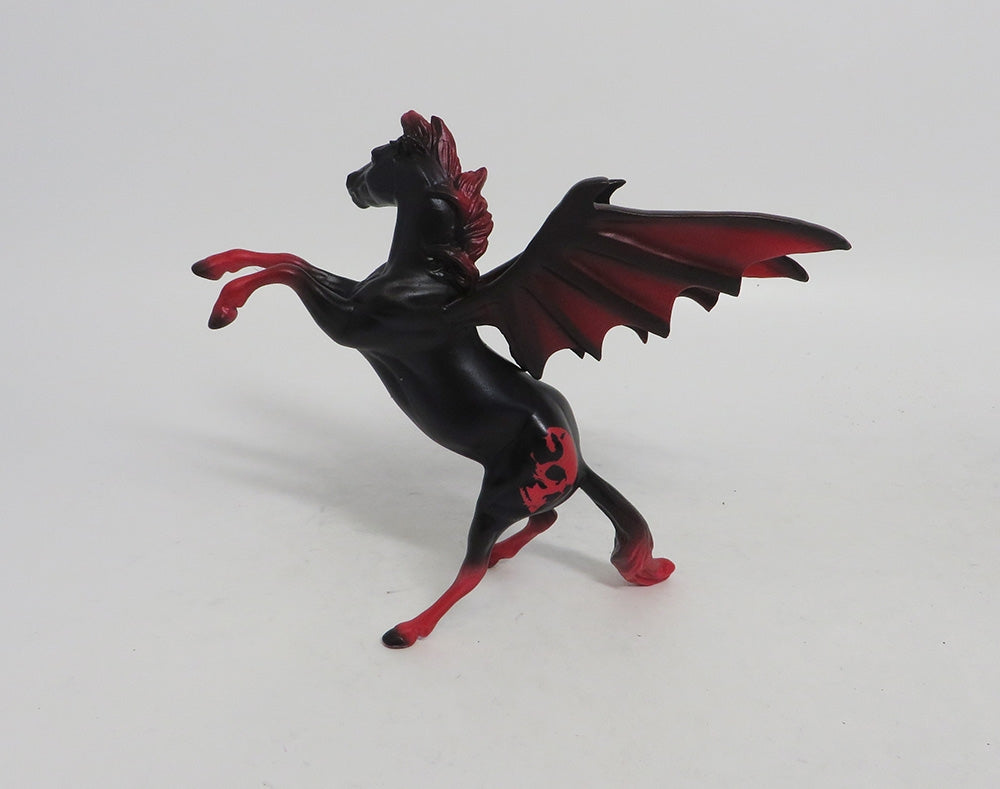 REDRUM-OOAK REARING CHIP DECO BAT CHIP MM 2018