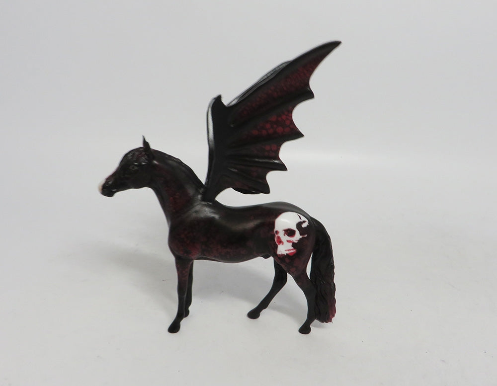 CHANGELING-OOAK ANDALUSIAN BAT CHIP DECORATOR MM 2018