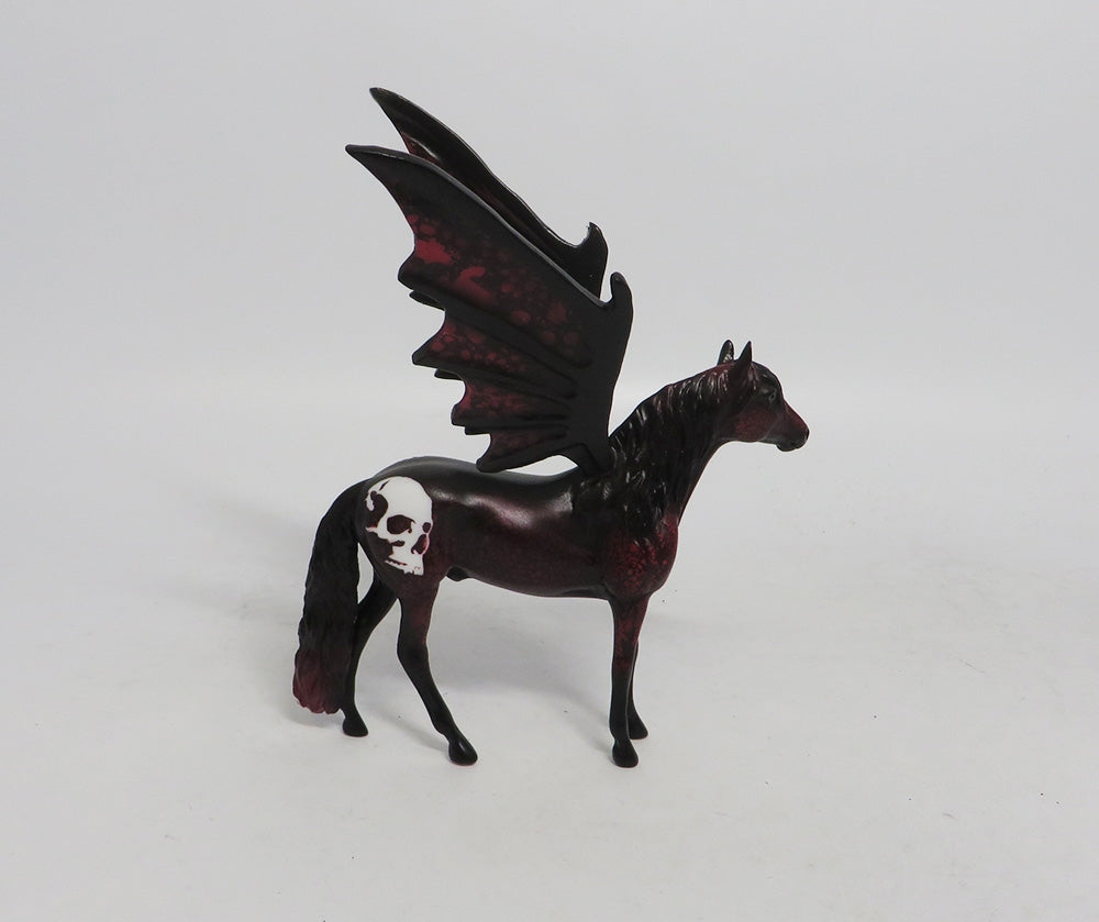 CHANGELING-OOAK ANDALUSIAN BAT CHIP DECORATOR MM 2018