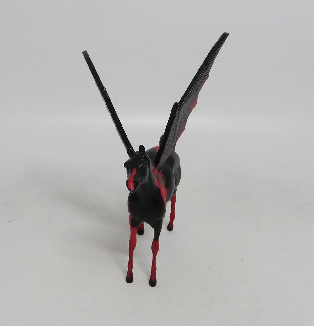 AEROSMITH-OOAK BLACK AND RED PAINT ARABIAN BAT CHIP MM 2018