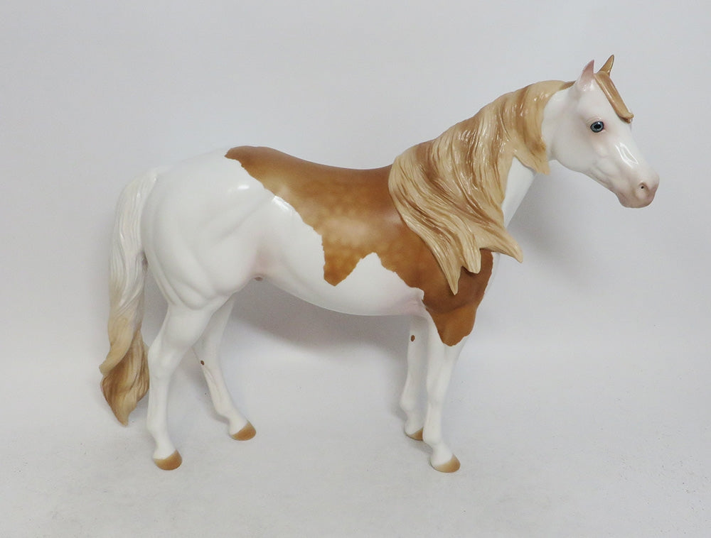 LARAMIE-LE-4 DAPPLE CHESTNUT SPLASH ISH MODEL HORSE 10/12/18