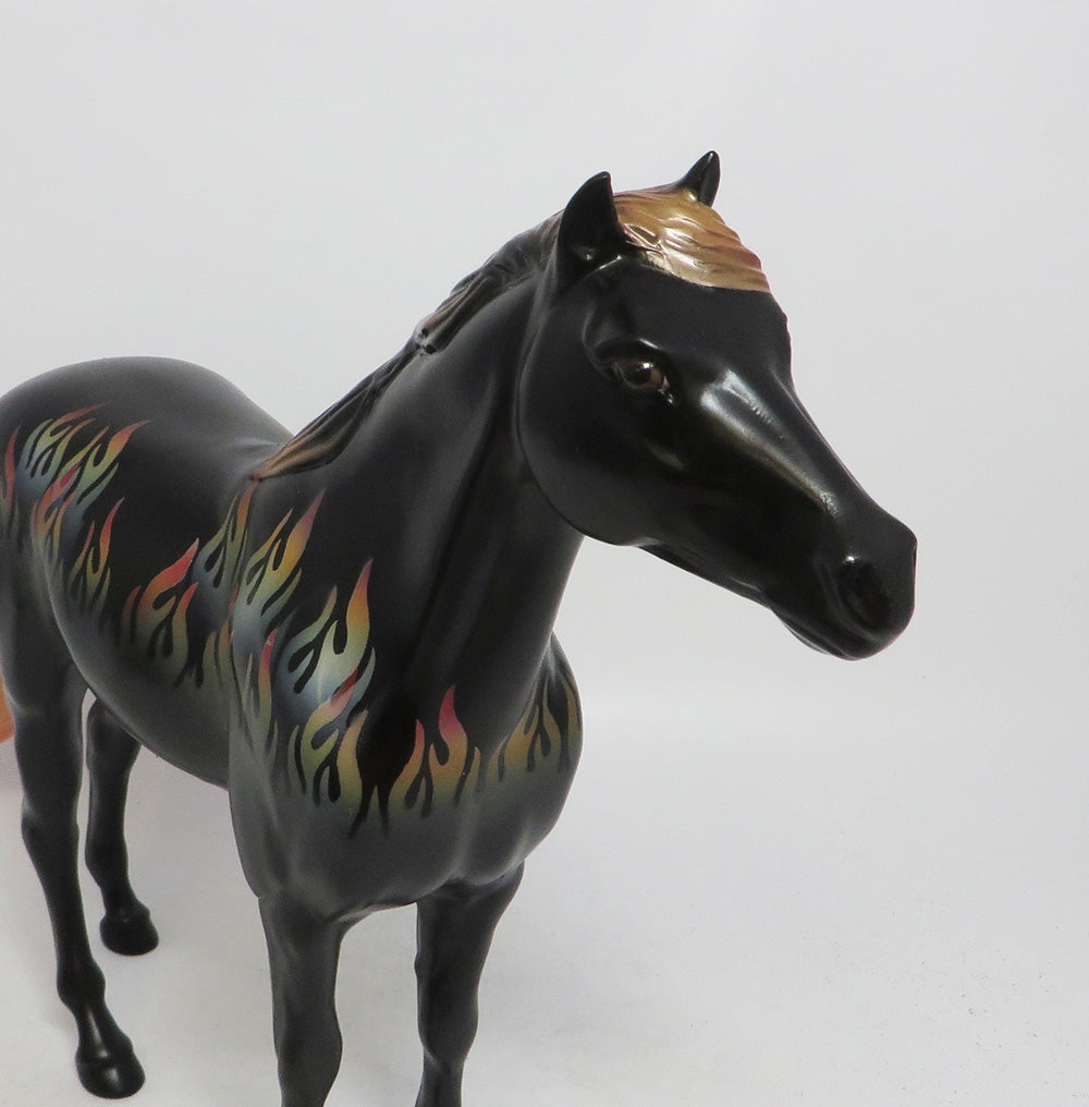 AALISH- OOAK FLAME DECORATOR SPANISH MUSTANG MODEL HORSE 10/11/18
