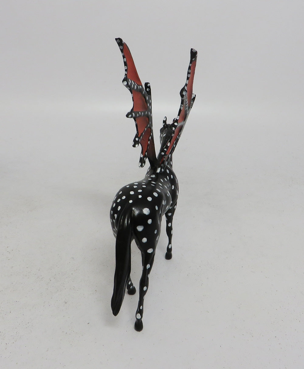 POLKA-OOAK SPOTTED THOROUGHBRED BAT CHIP MM 2018