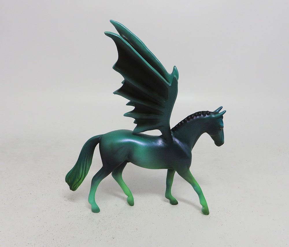 GREEN MACHINE-OOAK GREEN BAT CHIP WARMBLOOD MM 2018