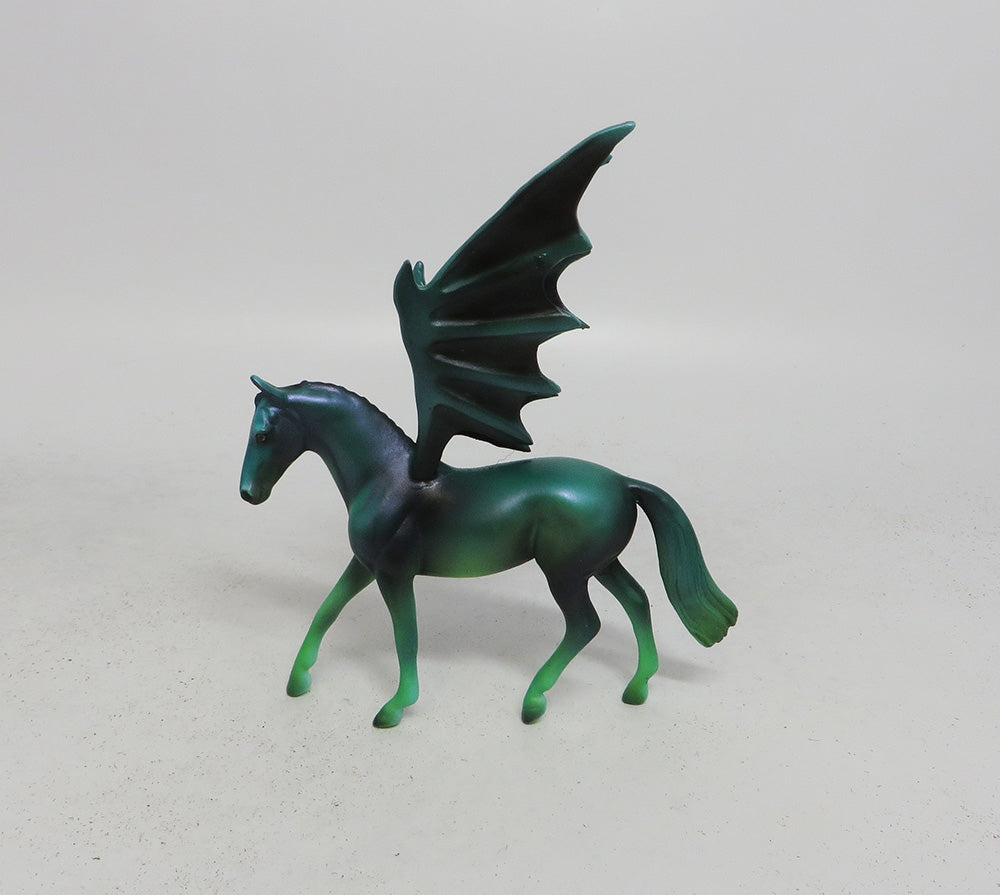 GREEN MACHINE-OOAK GREEN BAT CHIP WARMBLOOD MM 2018