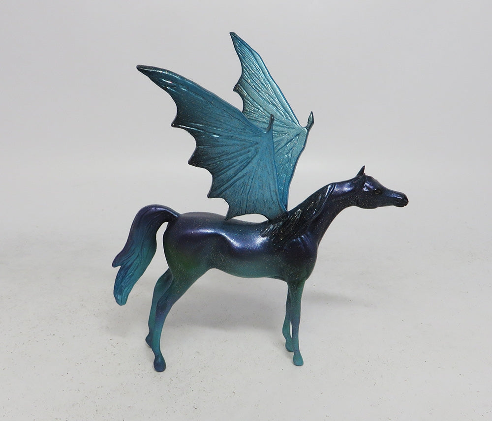 ULTRA MARINE-OOAK BLUE BAT WING ARAB CHIP MM 2018