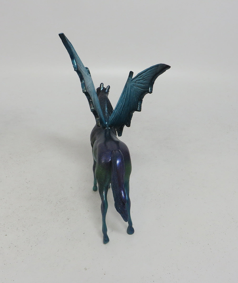 ULTRA MARINE-OOAK BLUE BAT WING ARAB CHIP MM 2018