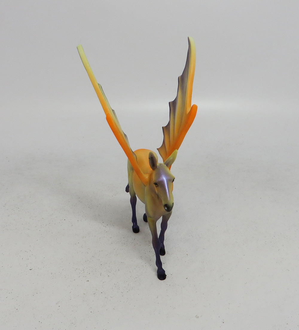 SHERBERT-OOAK PURPLE AND ORANGE MULE BAT CHIP MM 2018