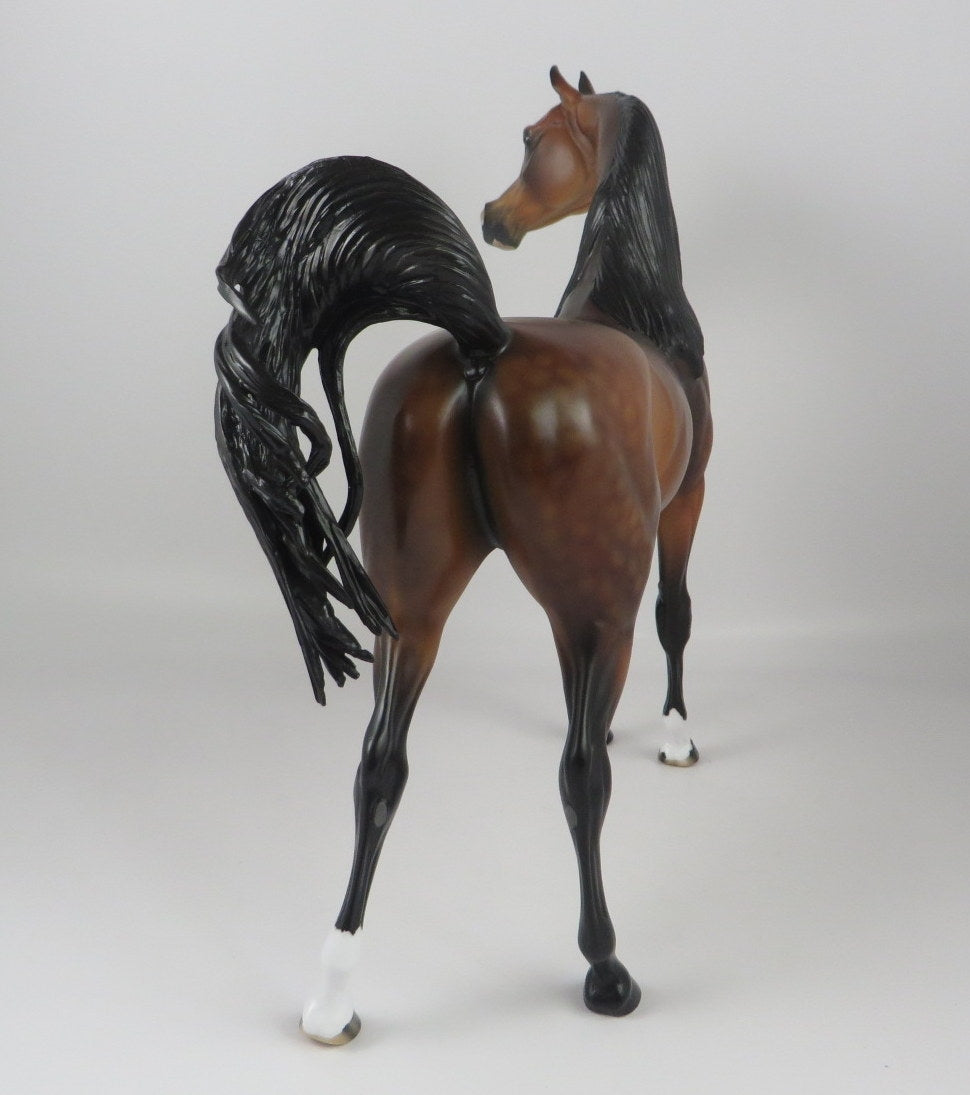 FIRE STARTER-LE 47 2ND GOLD LOYALTY CLUB RELEASE...DAPPLE BAY ARABIAN MODEL HORSE 11/7/19